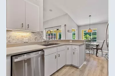 1024 Destin Drive, Lake Wales, FL 33898 - Photo 12