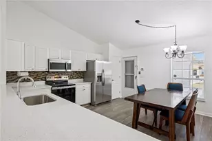 1703 Sail Ct, Kissimmee, FL 34759 - Photo 10