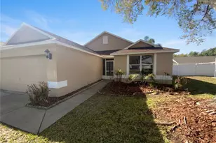 25241 7 Rivers Cir, Land O Lakes, FL 34639 - Photo 6