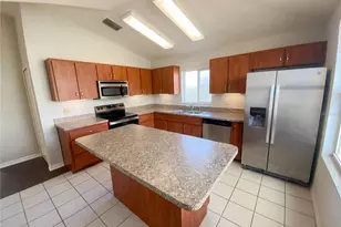 25241 7 Rivers Cir, Land O Lakes, FL 34639 - Photo 2