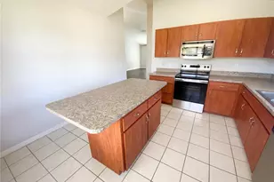 25241 7 Rivers Cir, Land O Lakes, FL 34639 - Photo 10