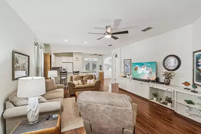 8002 Arcadian Court, Mount Dora, FL 32757 - Photo 8