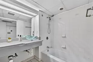 151 E Washington St, Orlando, FL 32801 - Photo 34