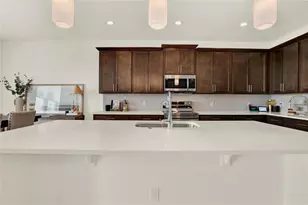 7193 Dilly Lake Ave, Groveland, FL 34736 - Photo 14