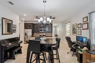 4633 Fairy Tale Cir, Kissimmee, FL 34746 - Photo 8