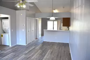 140 Reserve Cir, Oviedo, FL 32765 - Photo 2