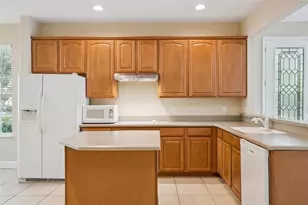 3099 Metro Sevilla Dr, Orlando, FL 32835 - Photo 18