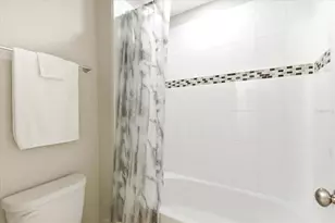 4201 Oakview Dr, Davenport, FL 33837 - Photo 36