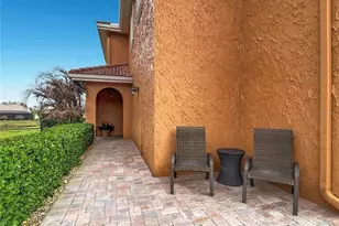 6828 Sombras Way, Land O Lakes, FL 34637 - Photo 4