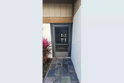 4075 Shoreside Circle, Tampa, FL 33624 - Photo 4