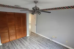 4075 Shoreside Cir, Tampa, FL 33624 - Photo 32