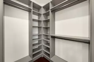 10551 Park Meadowbrooke Dr, Riverview, FL 33578 - Photo 8