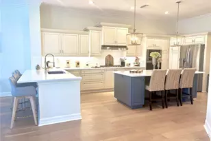 615 Islebay Dr, Apollo Beach, FL 33572 - Photo 12