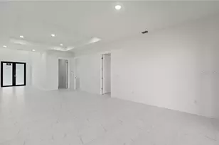 3927 NW 40th Terrace, Cape Coral, FL 33993 - Photo 4