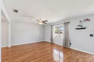 478 Oxford Dr, Port Orange, FL 32127 - Photo 6