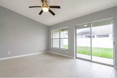 402 Bridgewater Court, Kissimmee, FL 34758 - Photo 4