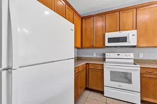 5863 Strada Capri Wy, Orlando, FL 32835 - Photo 12