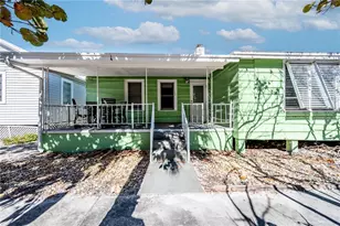 115 124th Ave W, Treasure Island, FL 33706 - Photo 4