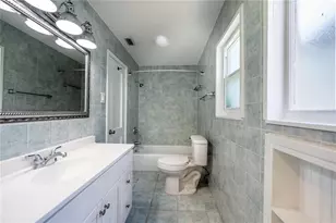 115 124th Ave W, Treasure Island, FL 33706 - Photo 6