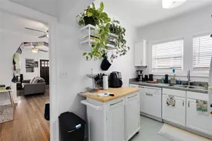 1415 E Amelia St, Orlando, FL 32803 - Photo 10