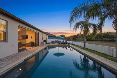 688 Fosters Grove Loop, Oviedo, FL 32765 - Photo 2