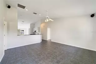 400 Paradise Woods Ct, Davenport, FL 33896 - Photo 10