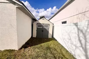 3930 Lakeside Reserve Ln, Orlando, FL 32810 - Photo 24