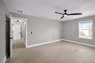 20054 Nob Oak Ave, Tampa, FL 33647 - Photo 6