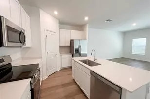 8355 SW 197th Ct, Dunnellon, FL 34432 - Photo 2