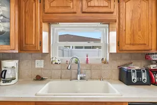 912 E Heron Cir, Winter Haven, FL 33884 - Photo 10