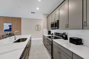 7846 Spectrum Dr, Reunion, FL 34747 - Photo 8