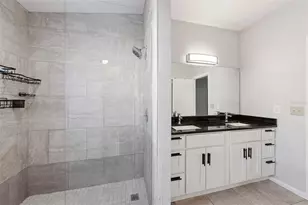 3861 Bentford Ct, Orlando, FL 32817 - Photo 12