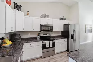 8199 SW 129th Terrace Rd, Dunnellon, FL 34432 - Photo 16