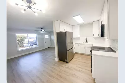 8710 94th Avenue, Seminole, FL 33777 - Photo 2