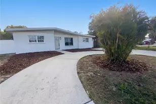 8710 94th Ave, Seminole, FL 33777 - Photo 30