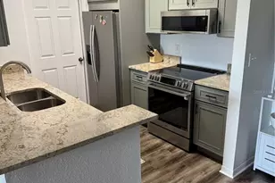 10201 Courtney Palms Blvd, Tampa, FL 33619 - Photo 4