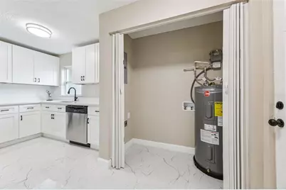 3033 Sutton Drive, Orlando, FL 32810 - Photo 16