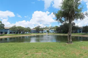 427 Wilton Cir, Sanford, FL 32773 - Photo 16