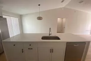 895 S Cedar Ave, Orange City, FL 32763 - Photo 8