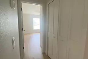 895 S Cedar Ave, Orange City, FL 32763 - Photo 6