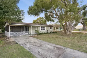 902 S Galena Ave, Minneola, FL 34715 - Photo 4