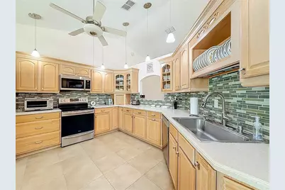 9451 NE 12th Court, Ocala, FL 34479 - Photo 8