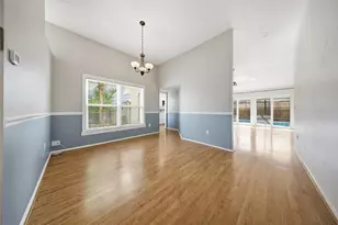 563 W Springtree Way, Lake Mary, FL 32746 - Photo 8