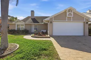 563 W Springtree Way, Lake Mary, FL 32746 - Photo 2