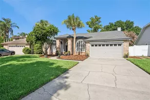 2712 Gretagreen Ct, Orlando, FL 32835 - Photo 4