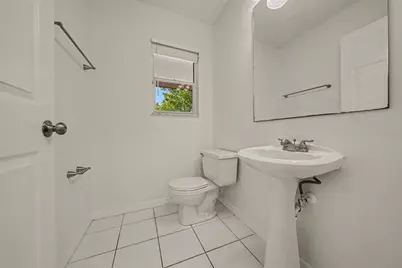 1054 Royal Oaks Drive, Apopka, FL 32703 - Photo 6