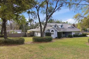 1224 Log Landing Dr, Ocoee, FL 34761 - Photo 2