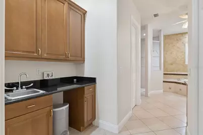 11044 Hawkshead Court, Windermere, FL 34786 - Photo 18