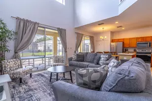 8512 Sunrise Key Dr, Kissimmee, FL 34747 - Photo 10