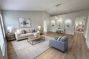 12052 Villa Rd, Spring Hill, FL 34609 - Photo 2